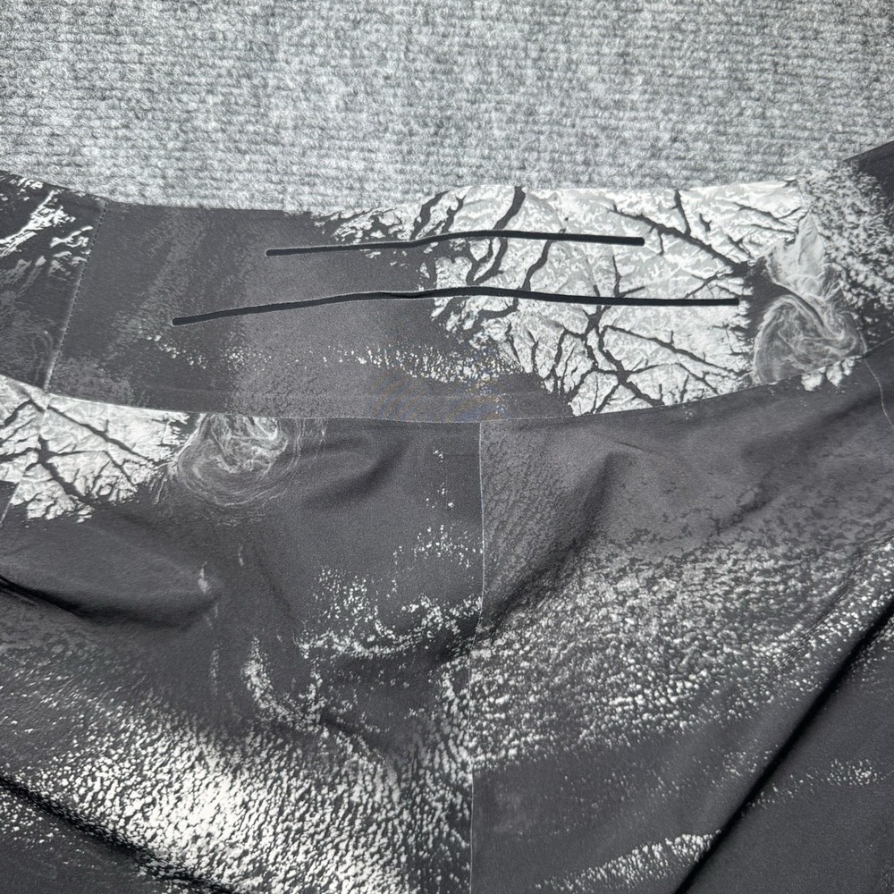 Lululemon Board Shorts 40‎ Gray Black Camo Dye Performance Beach Drawstring 7" - Picture 7 of 10